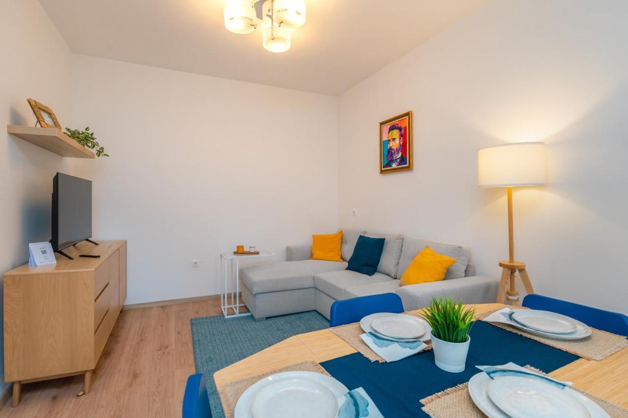 Bright Urban Retreat - 1 Bd By Flat Mаnager Apartamento